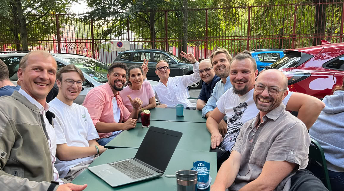 L'&eacute;quipe AVN - AVN Audio Video Nord audio visuel ecran salle